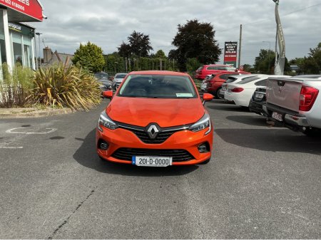 2020 Renault Clio ICONIC BLUE DCI €13,995 thumbnail