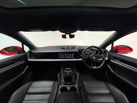 2024 Porsche Cayenne - thumbnail 13