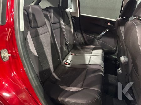 2017 Peugeot 2008 - thumbnail 11