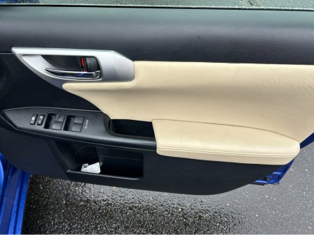 2011 Lexus CT 200 h CT 200H AUTOMATIC///LOVELY BEIGE LEATHER WITH HEATED SEATS///SAT NAV///REVERSE CAMERA///NCT AND LOW TAX JUST 190 EUROS////LOVELY CAR FOR THE MONEY €6,999 thumbnail