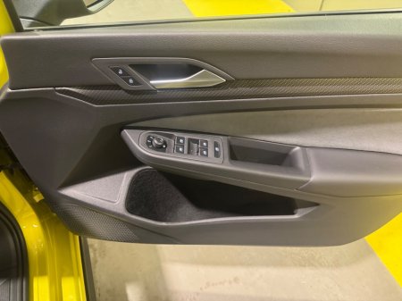 2024 Volkswagen Golf - thumbnail 29