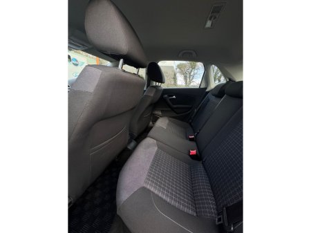 2016 Volkswagen Polo 1.2 TSI Comfortline DSG AUTO €10,999 thumbnail