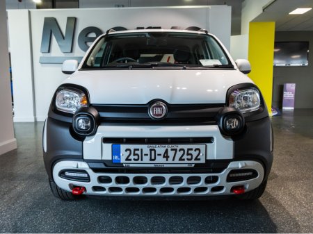 2025 Fiat Panda 1.0 CROSS 5DR €16,950