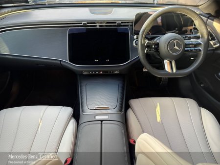 2025 Mercedes-Benz E Class E 300 de AMG Line Plus €77,900 thumbnail