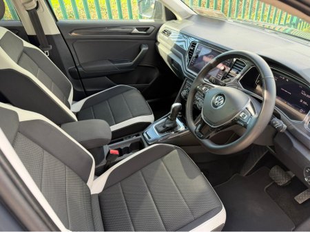 2020 Volkswagen T-Roc - thumbnail 7