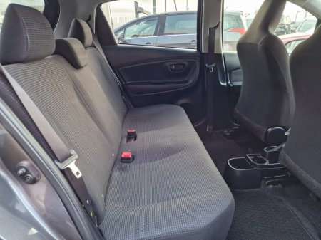 2018 Toyota Yaris KSP130 5DR AUTO €11,900 thumbnail