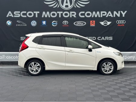 2014 Honda Fit Hybrid €9,250 thumbnail