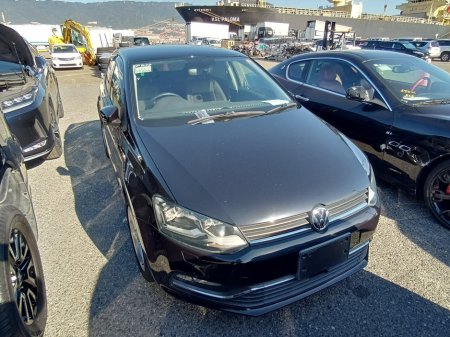 2017 Volkswagen Polo  €13,950 thumbnail