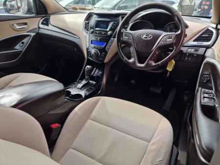 2015 Hyundai Santa Fe - thumbnail 14