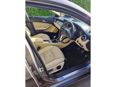 2014 Mercedes-Benz GLA Class - thumbnail 10