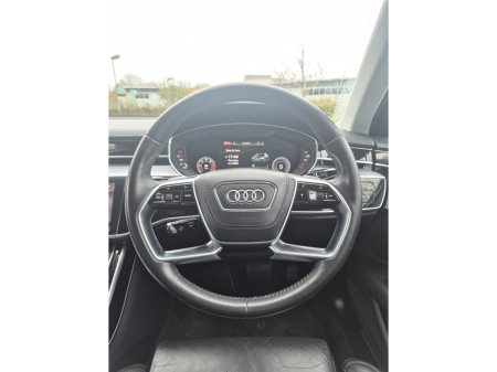 2019 Audi A8 - thumbnail 9