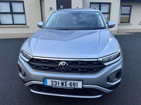 2023 Volkswagen T-Roc 2.0 TDI 116HP Life €28,950 thumbnail