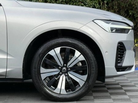 2023 Volvo XC60 - thumbnail 12