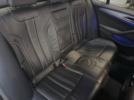 2018 BMW 5 Series - thumbnail 15