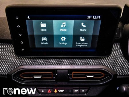 2023 Dacia Sandero Stepway TCe 90 STEPWAY Comfort €18,490 thumbnail