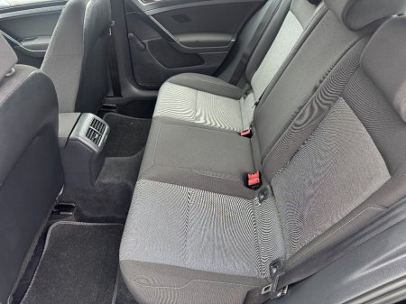 2013 Volkswagen Golf - thumbnail 20