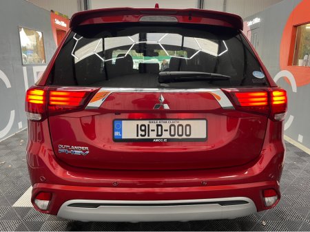 2019 Mitsubishi Outlander - thumbnail 3