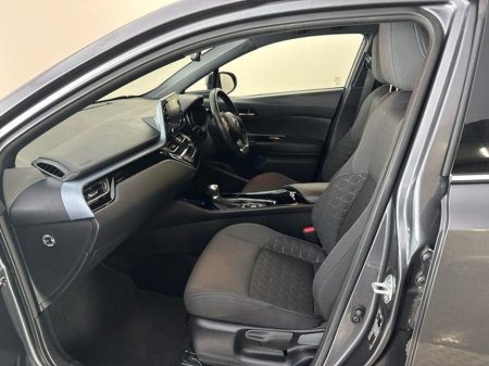 2021 Toyota C-HR - thumbnail 6