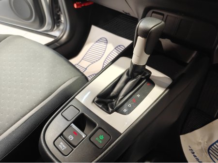 2020 Honda Fit - thumbnail 11