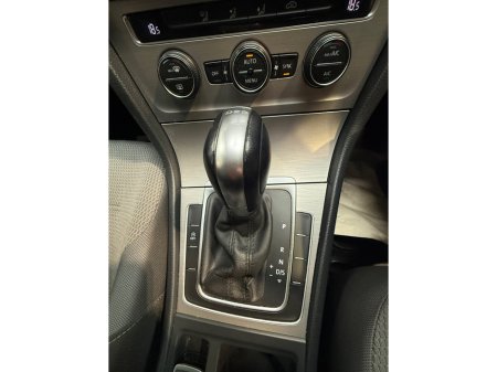 2015 Volkswagen Golf - thumbnail 10