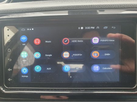 2018 Toyota Yaris - thumbnail 18