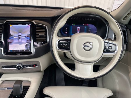 2023 Volvo XC90 - thumbnail 11