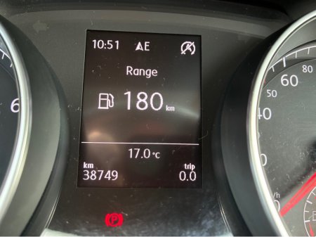 2014 Volkswagen Golf - thumbnail 16