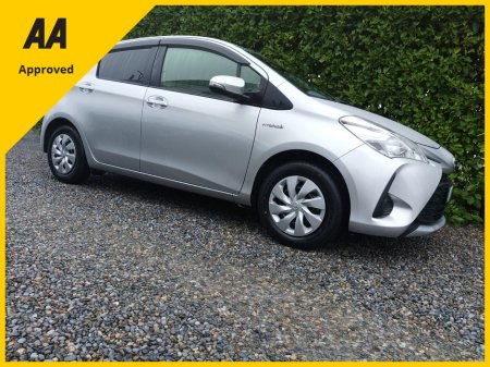 2017 Toyota Yaris 1.5 PETROL HYBRID ONLY 22,776kms COMPREHENSIVE SERVICE HISTORY (9 STAMPS) FACTORY IMMOBILISER PUSH BUTTON START MUTLIFUNCTION STEERING WHEEL AUTO HEADLIGHTS REVERSE CAMERA ANDROID AUTO & APPLE CARPLAY €14,950 thumbnail