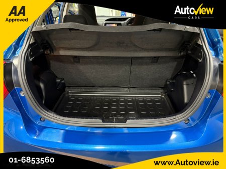 2017 Toyota Yaris /Vitz 1.5 Self-Charging Hybrid. AA APPROVED // FINANCE & NATIONWIDE DELIVERY AVAILABLE // SIMI DEALER €11,995 thumbnail