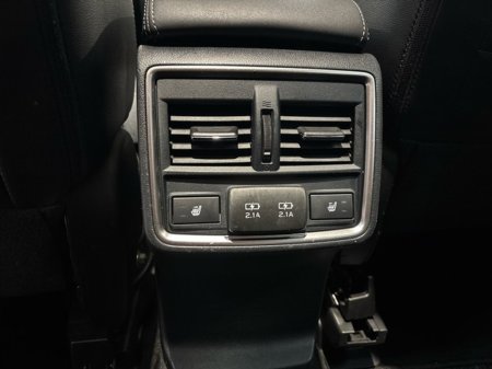 2020 Subaru Forester E-BOXER MHEV 2.0I XE 4DR AUTO €27,950 thumbnail