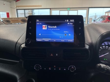 2024 Toyota Proace City - thumbnail 14