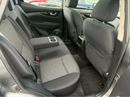 2017 Nissan Qashqai 1.5 SV **LOW KM'S** €13,950 thumbnail