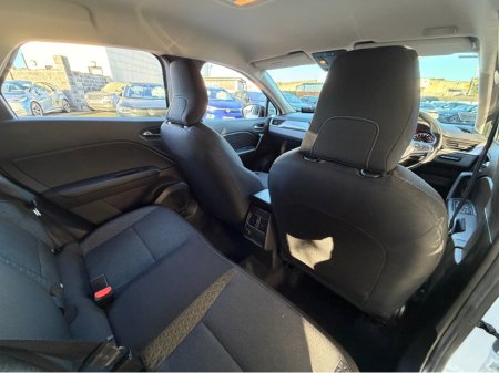 2023 Renault Captur Keyless Entry thumbnail