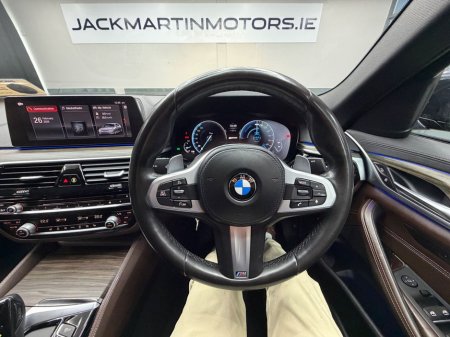 2019 BMW 5 Series - thumbnail 21