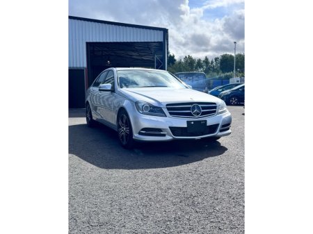 2014 Mercedes-Benz 220  €16,499 thumbnail