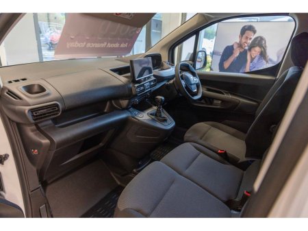 2026 Peugeot Partner PRE REG OFFER - PARTNER PRO PLUS1.5 HDI 100 65 €22,450 thumbnail