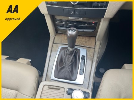 2010 Mercedes-Benz E Class - thumbnail 17