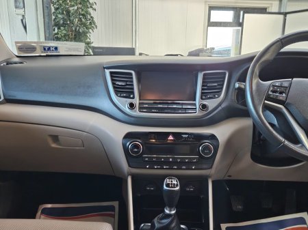 2018 Hyundai Tucson - thumbnail 11