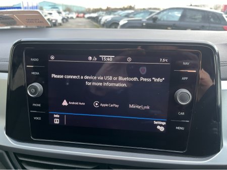 2023 Volkswagen T-Roc LIFE 2.0 TDI DIESEL €26,950 thumbnail