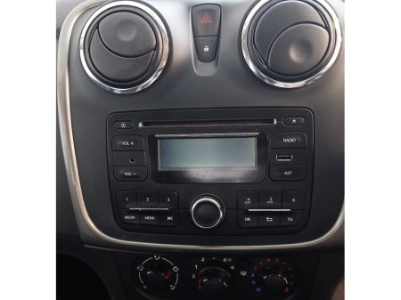 2015 Dacia Sandero - thumbnail 10