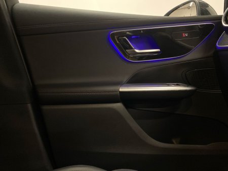 2025 Mercedes-Benz GLC Class GLC 300e Urban Edition €82,950 thumbnail