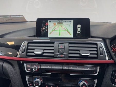 2015 BMW 3 Series - thumbnail 14