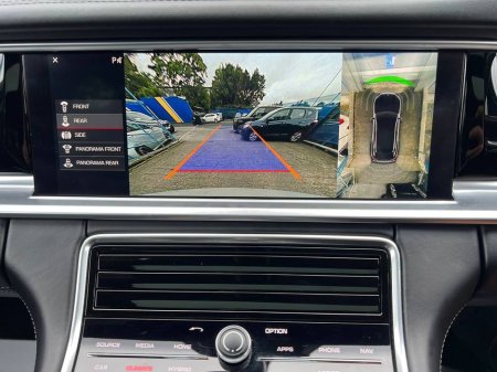 2018 Porsche Panamera - thumbnail 9