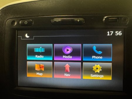 2020 Nissan NV300 - thumbnail 16