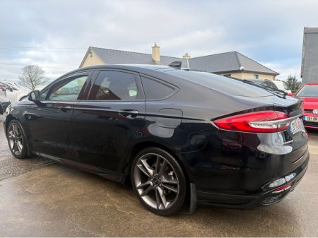 2020 Ford Mondeo - view 4