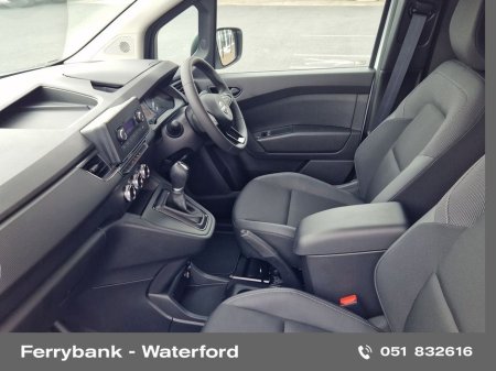 2025 Nissan Townstar SWB PAB VAN 6DR Auto €20,000 thumbnail