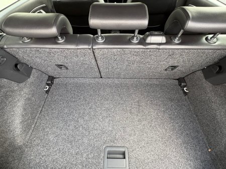 2017 Volkswagen Polo - thumbnail 4