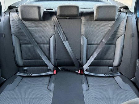 2014 Volkswagen Golf R-LINE PACK 1.2 TSI // LOW MILEAGE // ADAPTIVE CRUISE CONTROL // NEW 19" DIAMOND CUT ALLOYS €13,950 thumbnail