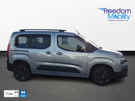 2023 Citroen Berlingo Wheelchair Access Taxi Spec €35,950 thumbnail