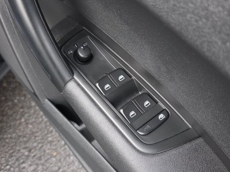 2013 Audi A1 1.6 TDI 105BHP S LINE SPORTBACK €8,990 thumbnail